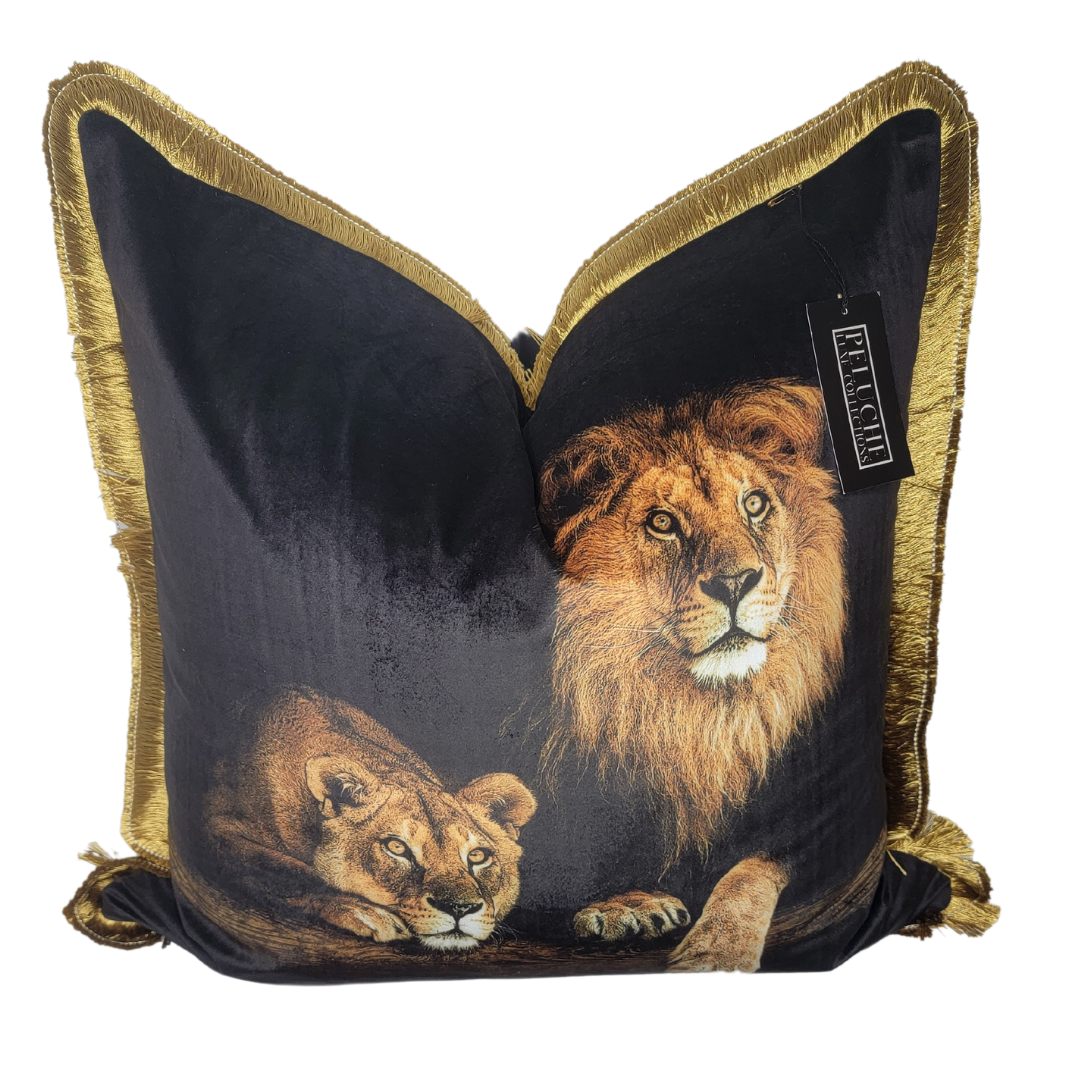 LEO Decorative throw pillow
